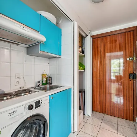 דירה Comfortable Studio Champs-Elysees פריז