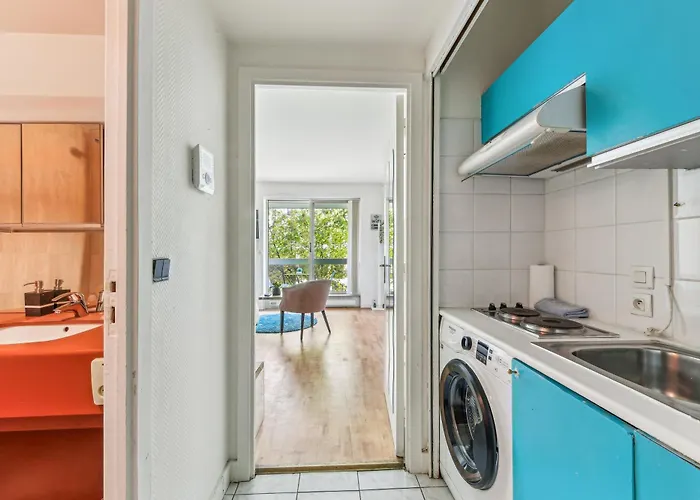 Chic Champs-elysees Apartamento *